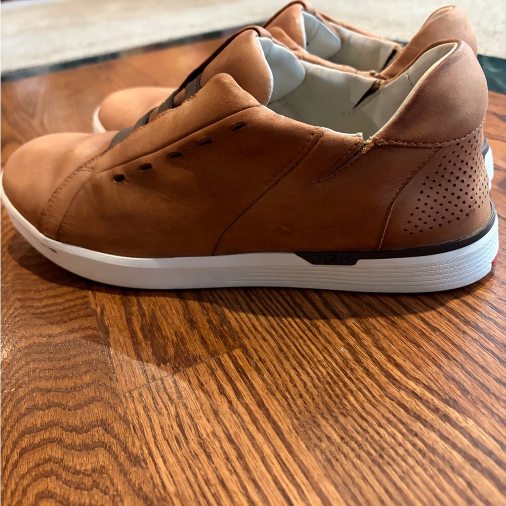 Kizik Men's Tan Leather Slip-On Sneakers - Picture 8 of 8